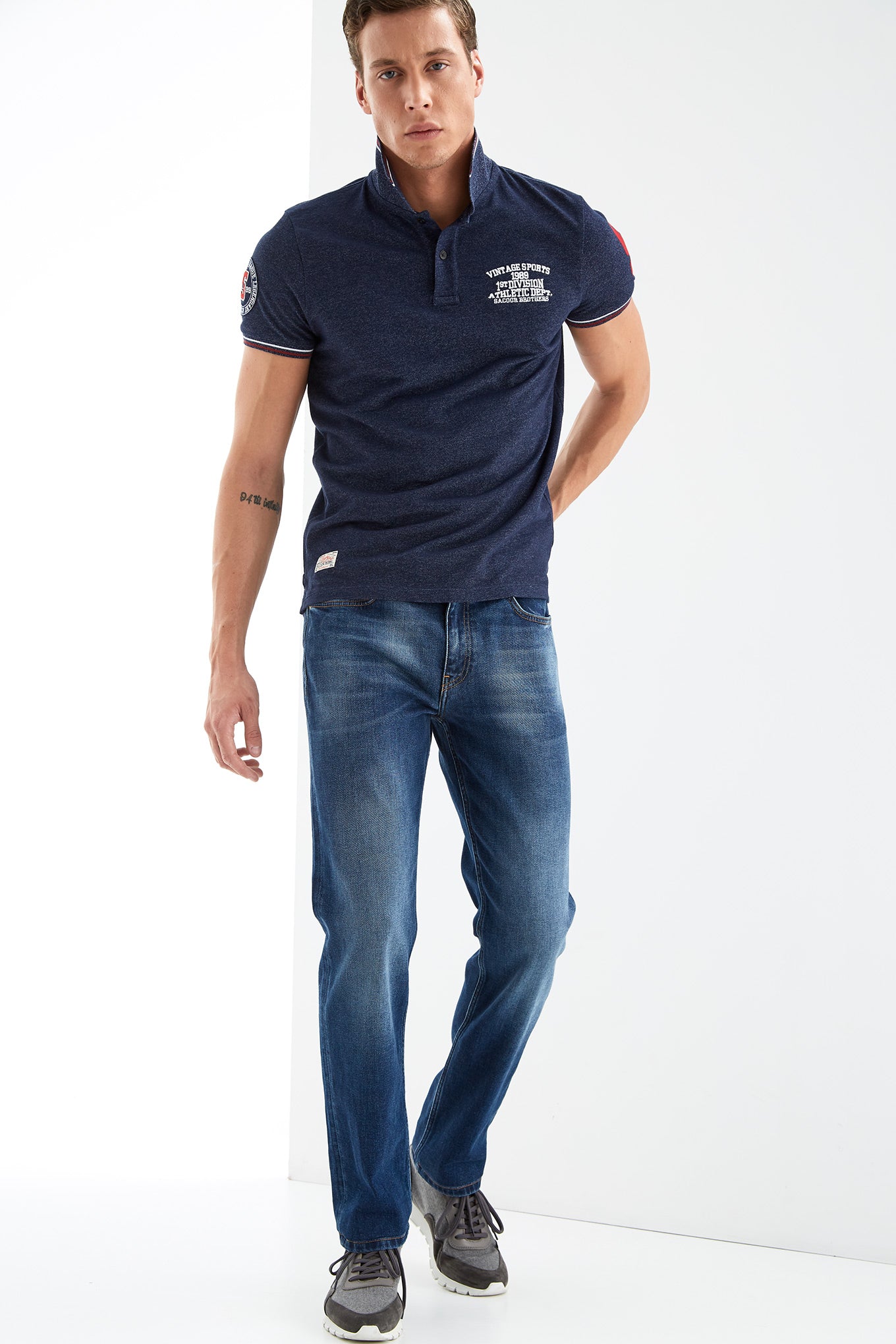 Medium Blue