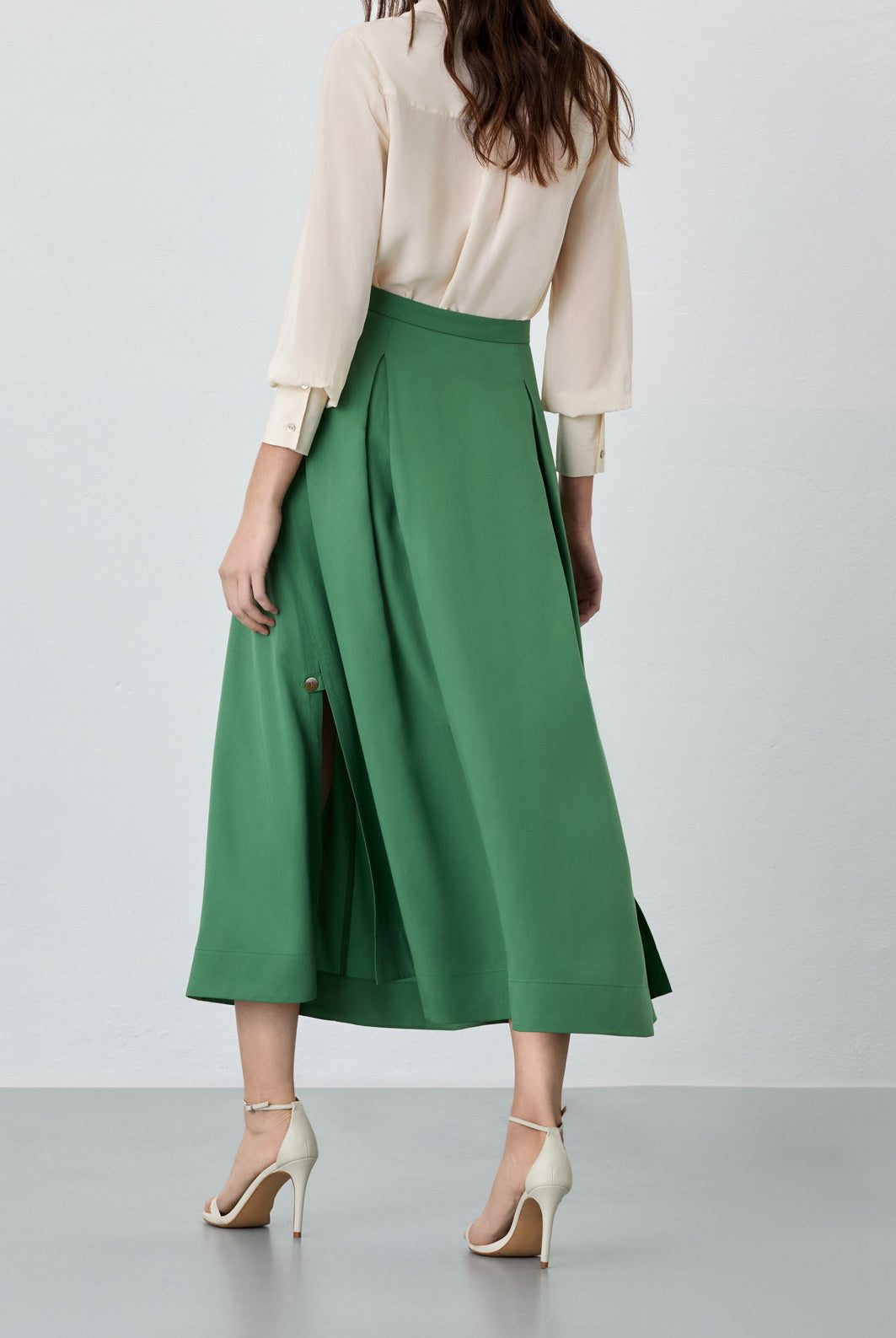 Medium Green