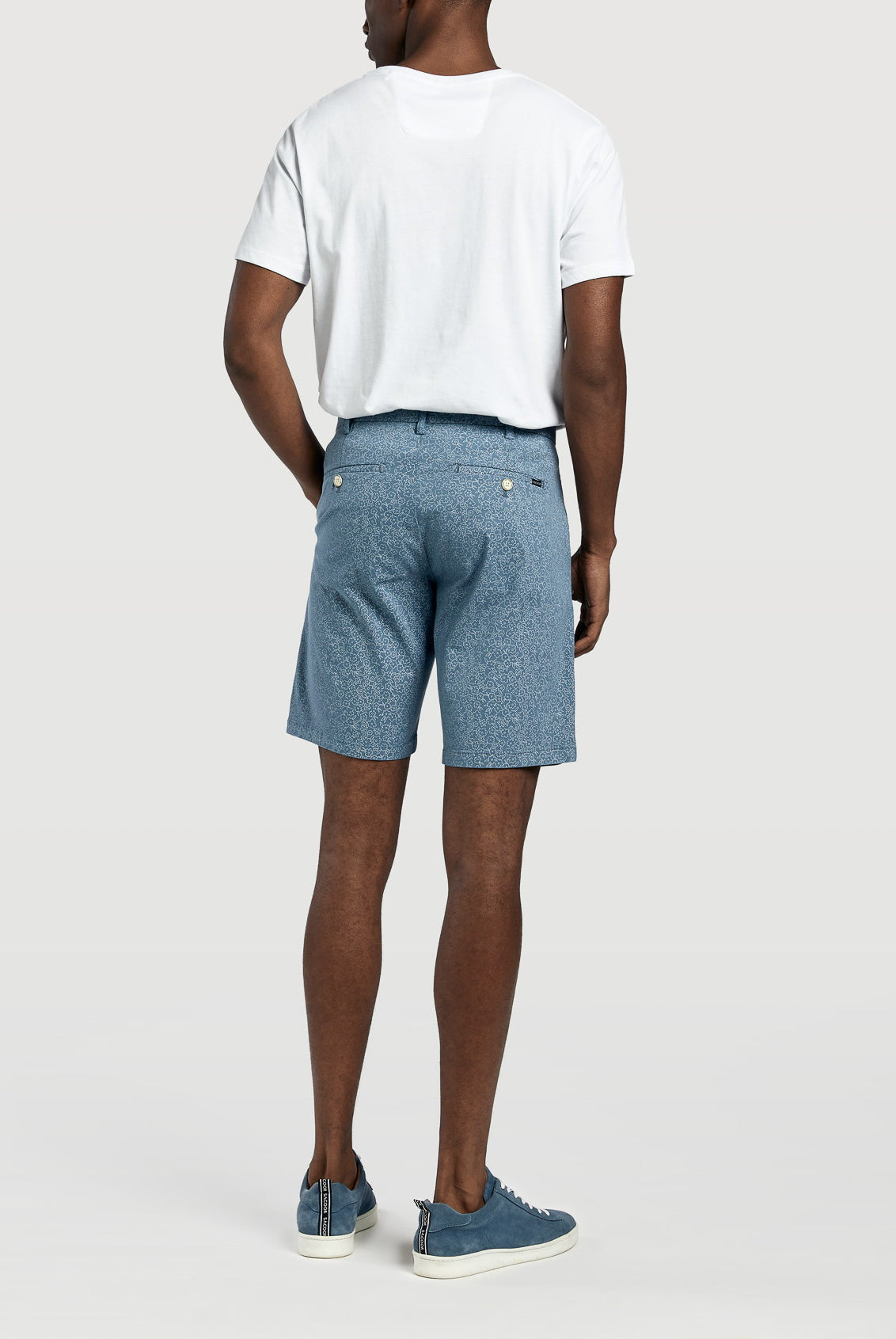 Medium Blue
