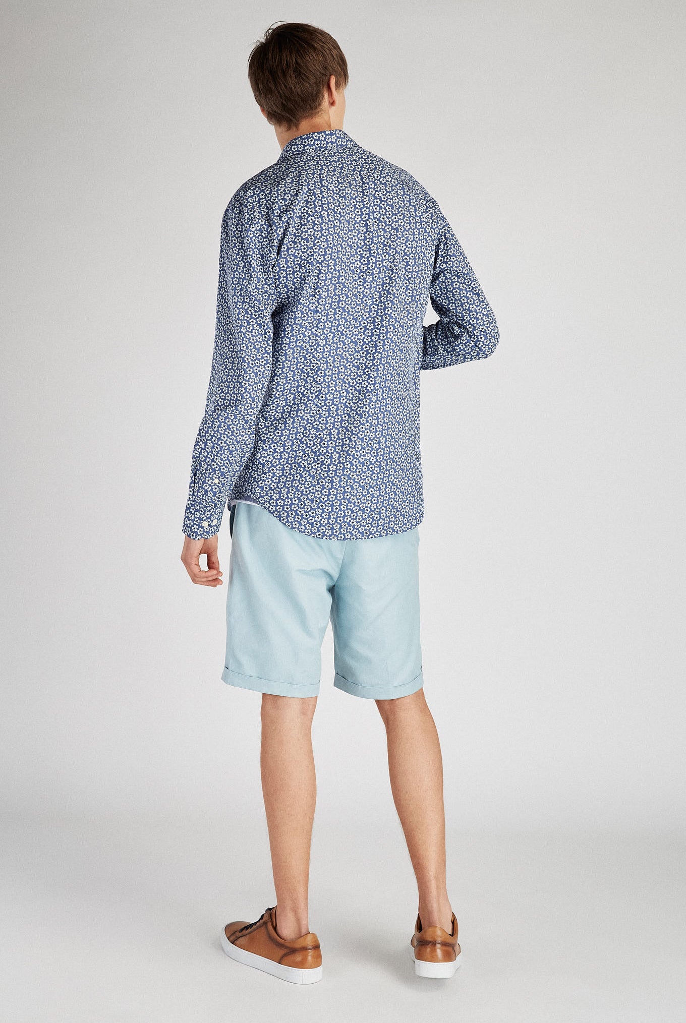 Medium Blue
