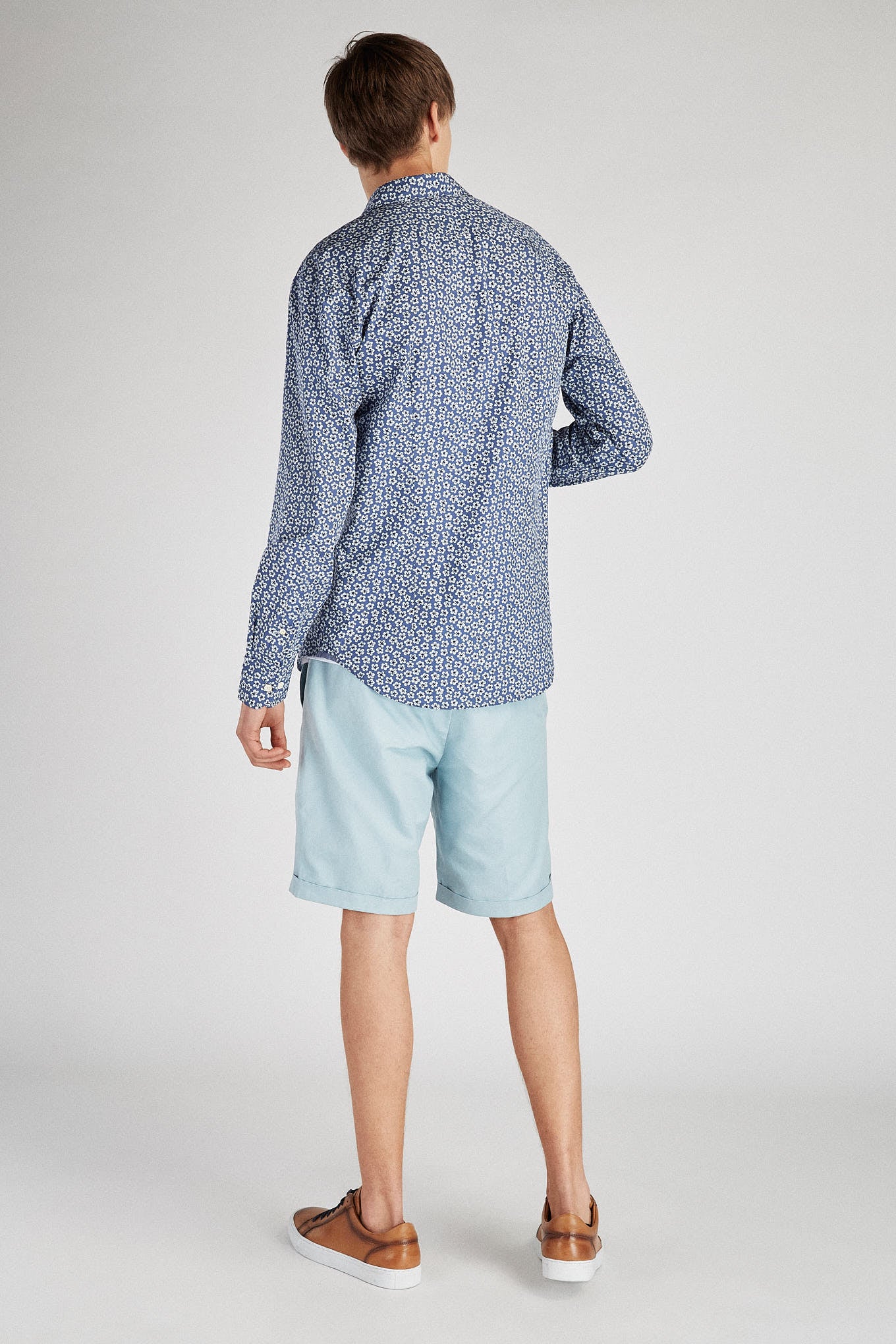 Medium Blue