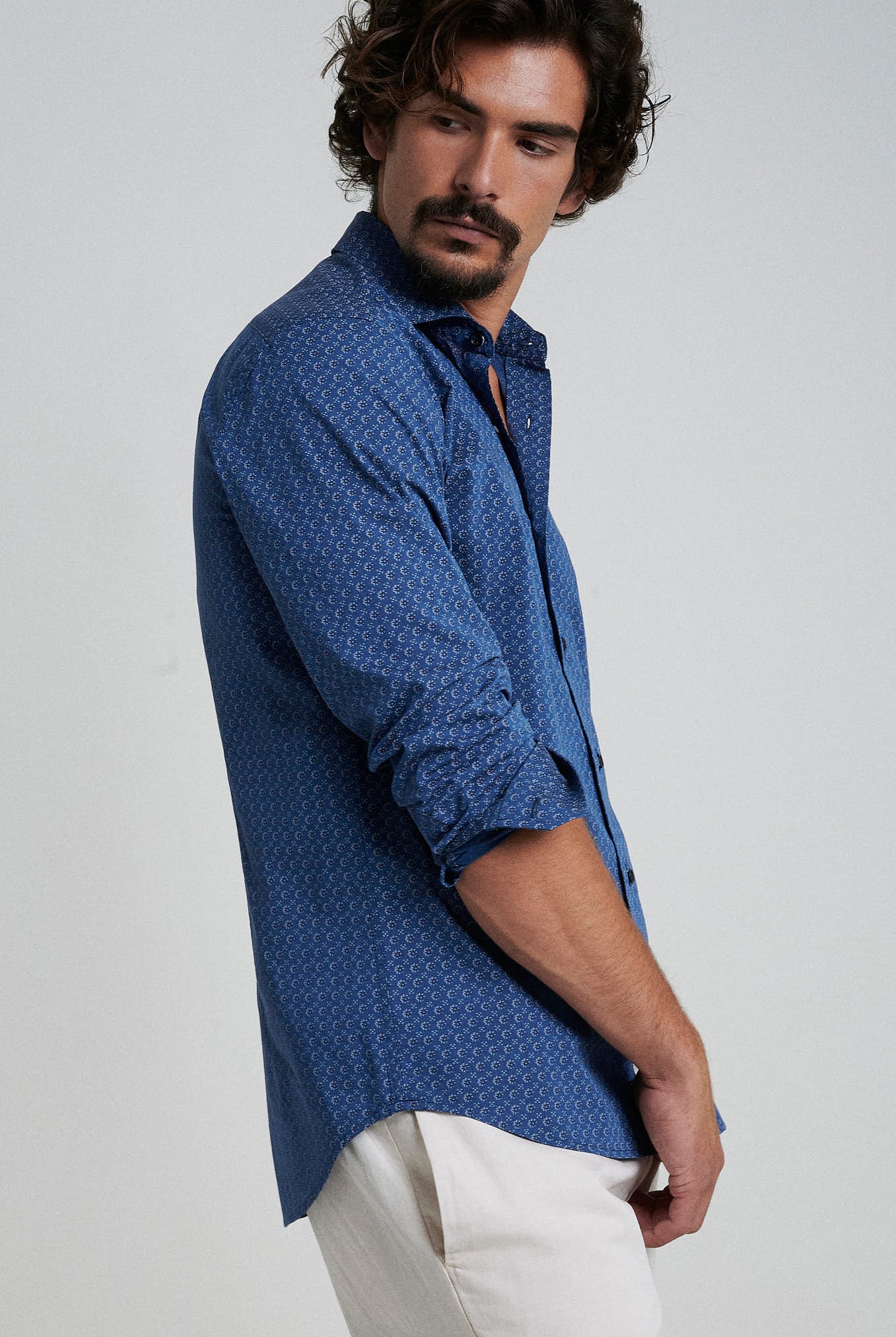 Medium Blue