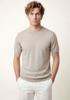 Light Beige (AI)