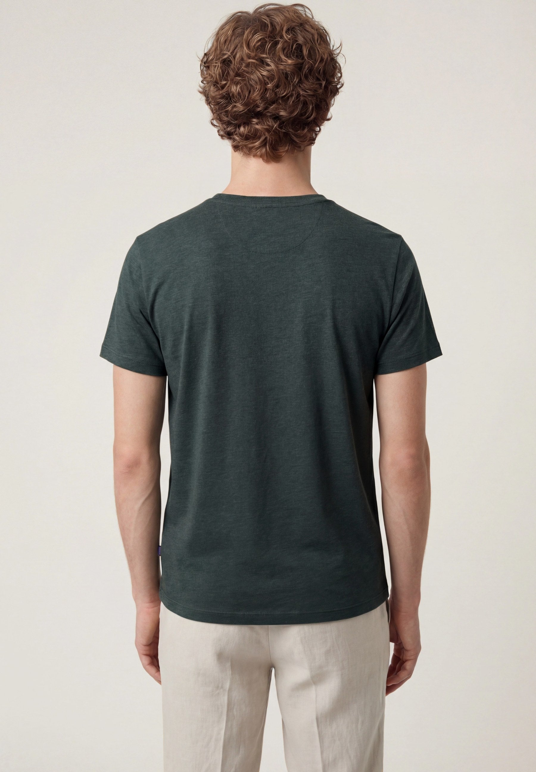 Dark Green (AI)
