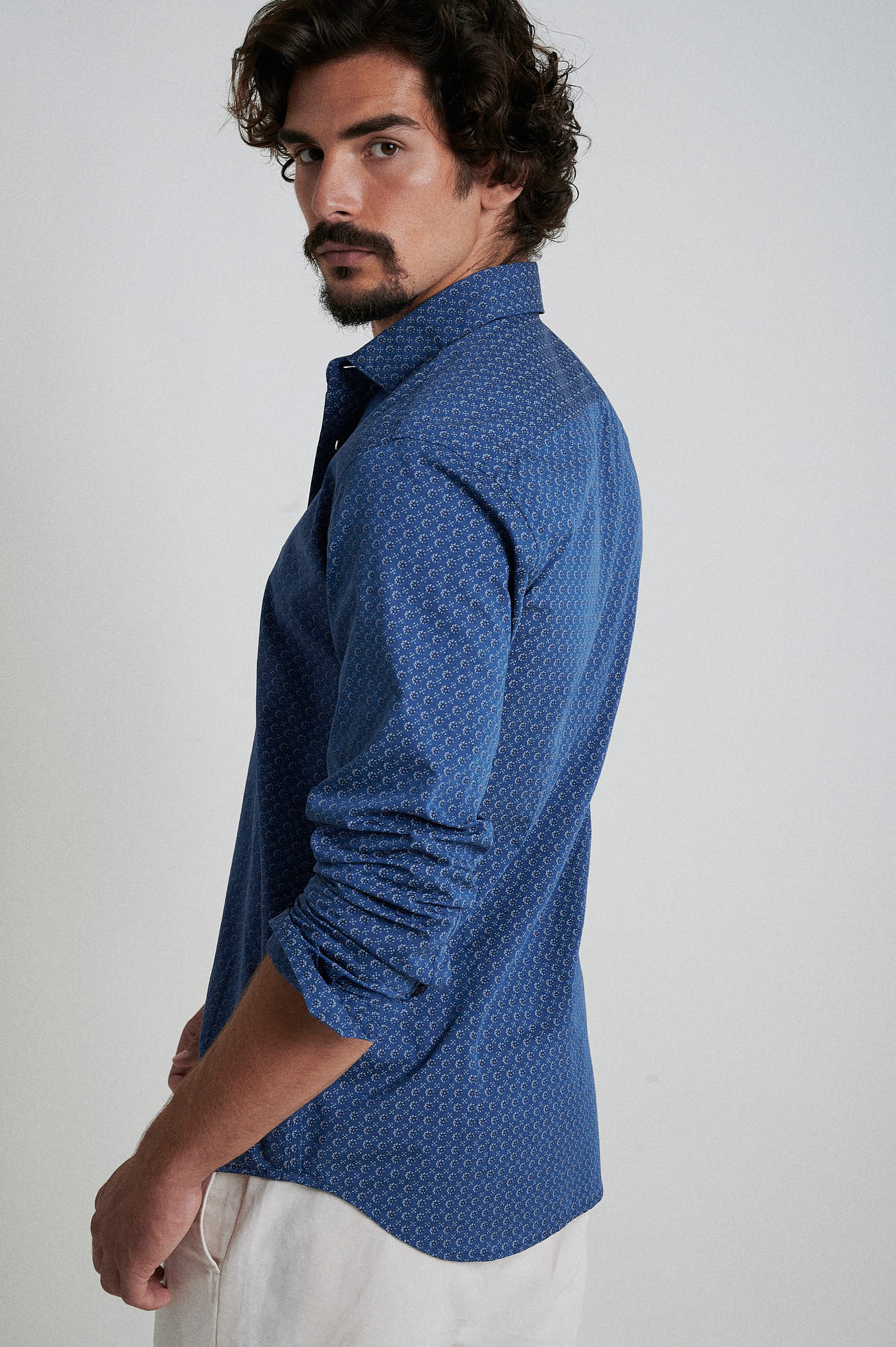 Medium Blue
