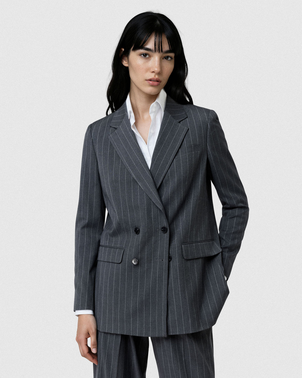 Dark Grey (AI)