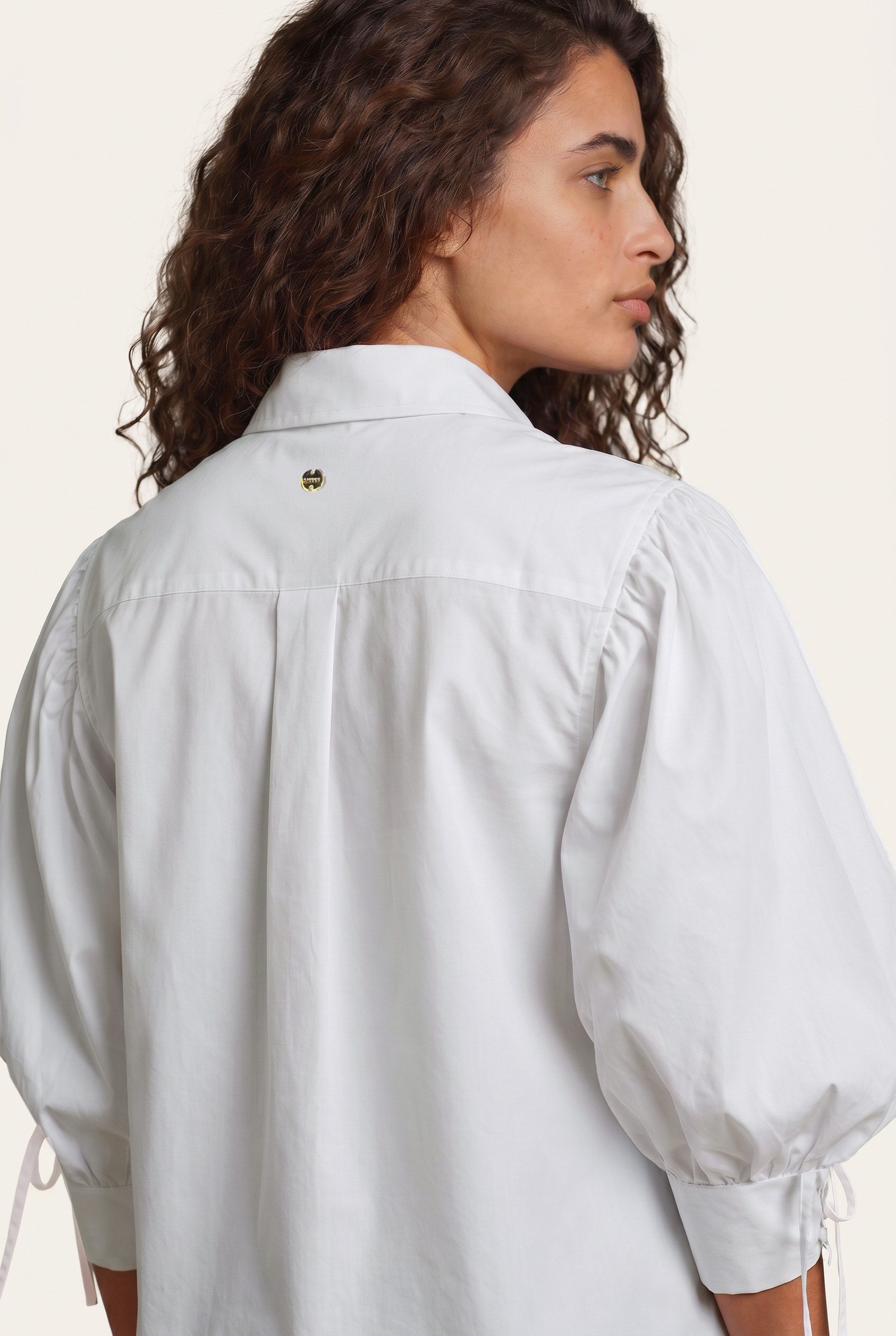 White (AI)