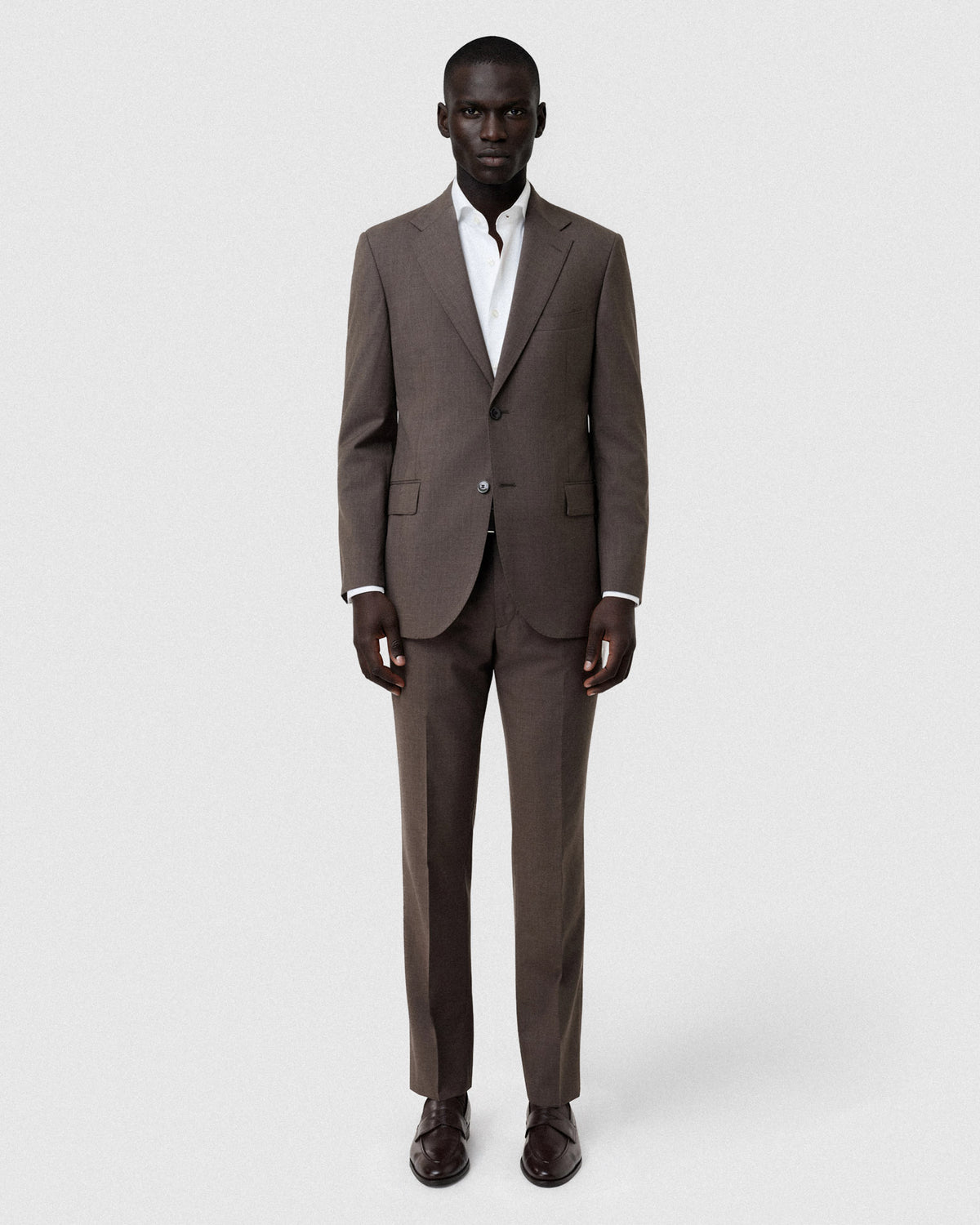 Light Brown (AI)